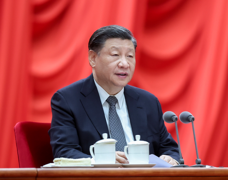 4月3日，學(xué)習(xí)貫徹習(xí)近平新時代中國特色社會主義思想主題教育工作會議在北京召開。中共中央總書記、國家主席、中央軍委主席習(xí)近平出席會議并發(fā)表重要講話。