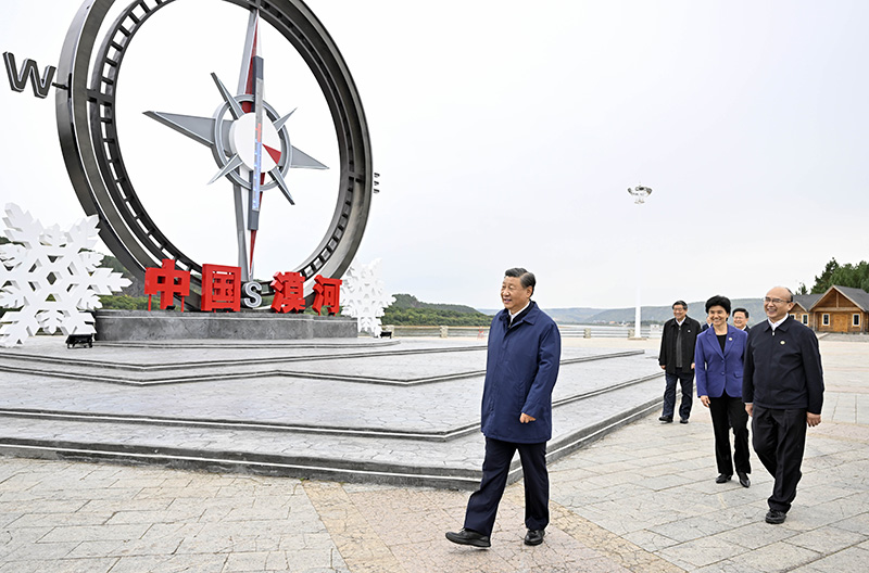 9月6日至8日，中共中央總書記、國家主席、中央軍委主席習近平在黑龍江考察。這是6日下午，習近平在大興安嶺地區漠河市北極村考察。